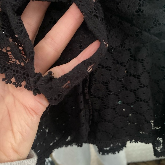 Free People Black Floral Lace Top Size small - Picture 7 of 13